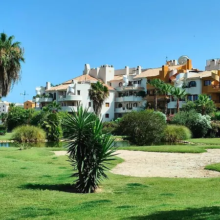 La Entrada Club Apartment *